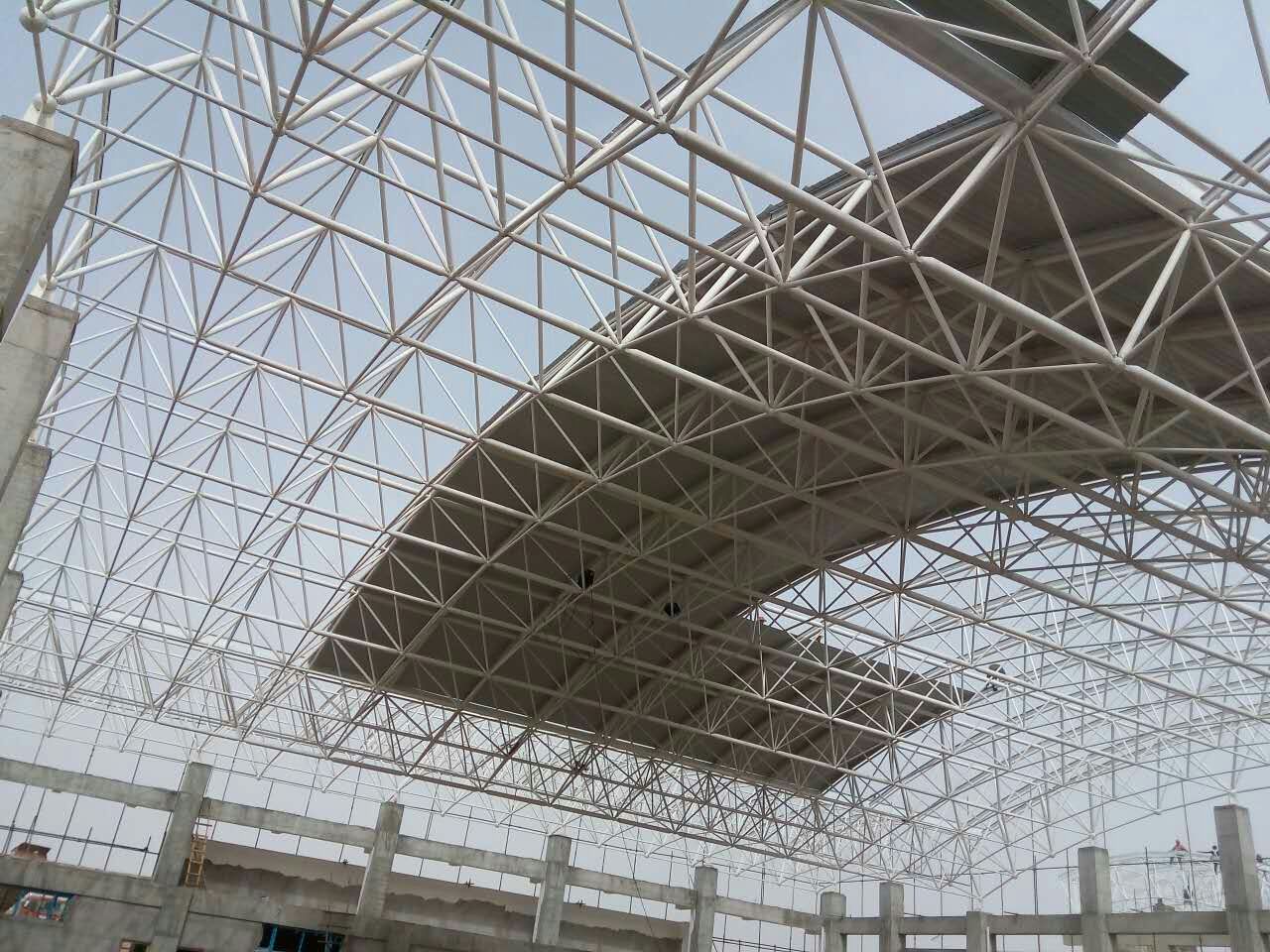 鹤壁青岛一汽网架

